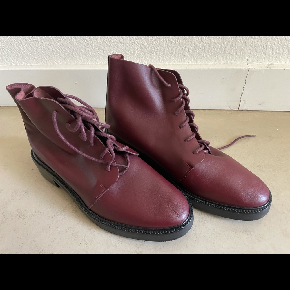 Adolfo Domínguez boots